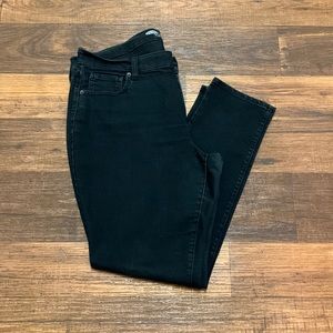 Old Navy Sweet Heart Woman’s Jeans Size 14 🌻